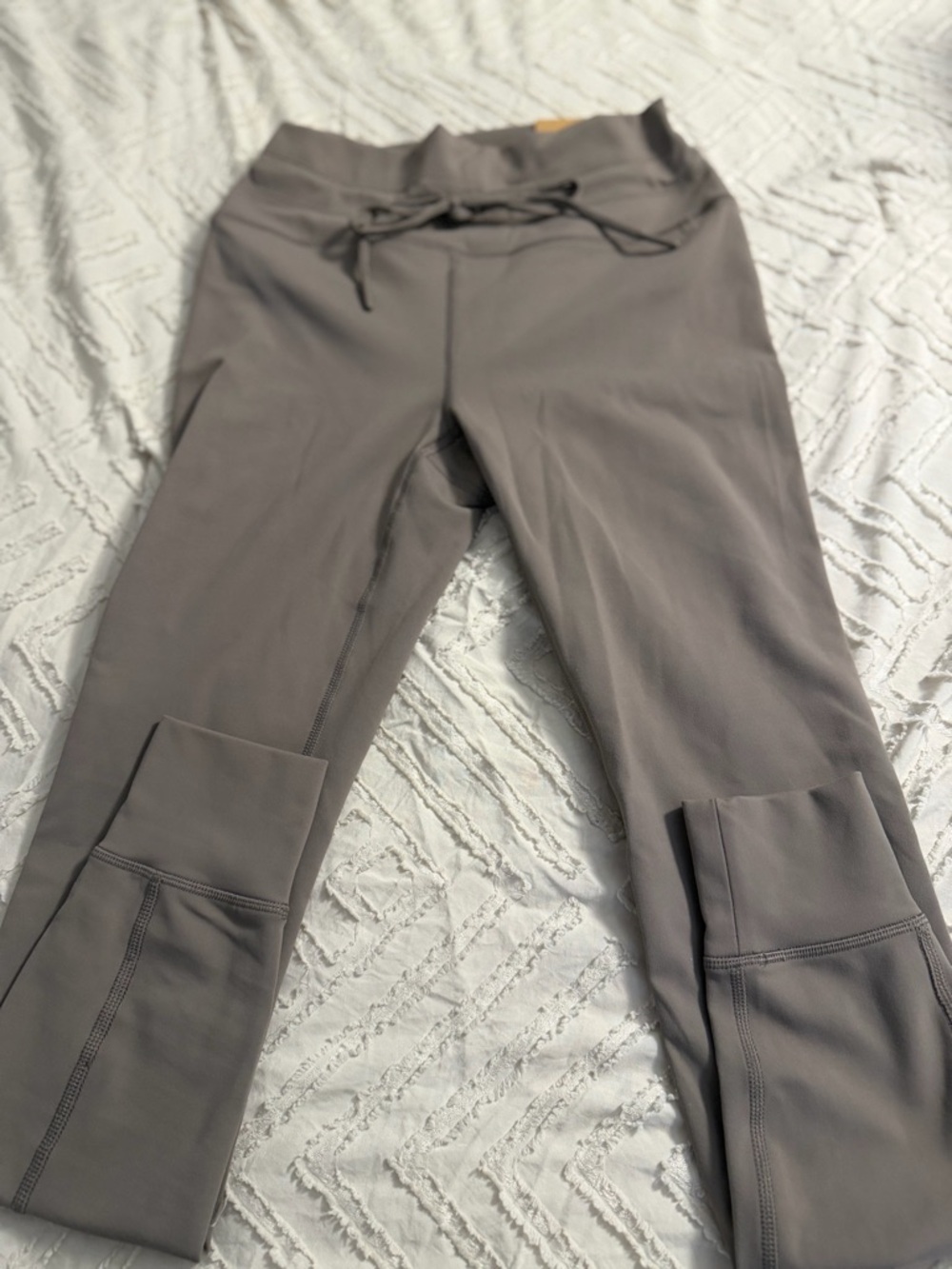 Avalanche High -Rise Drawstring Leggings in Taupe Gray